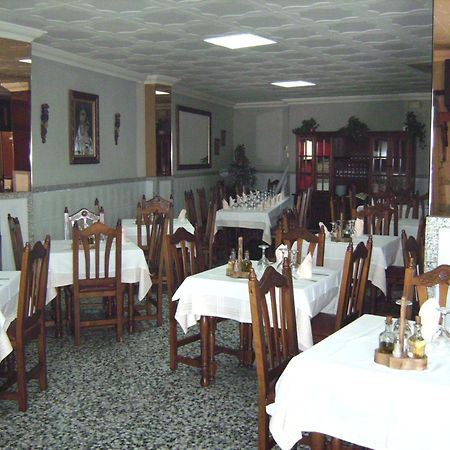 מלון לוסנה Hostal El Poligono מראה חיצוני תמונה